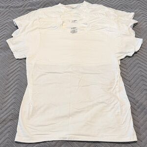 Goodfellow & Co Classic White Crewneck Tees